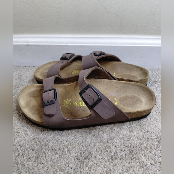 Birkenstock Shoes - Birkenstock Women Size 37/6 Us Narrow Brown Sandals with Buckle Detail